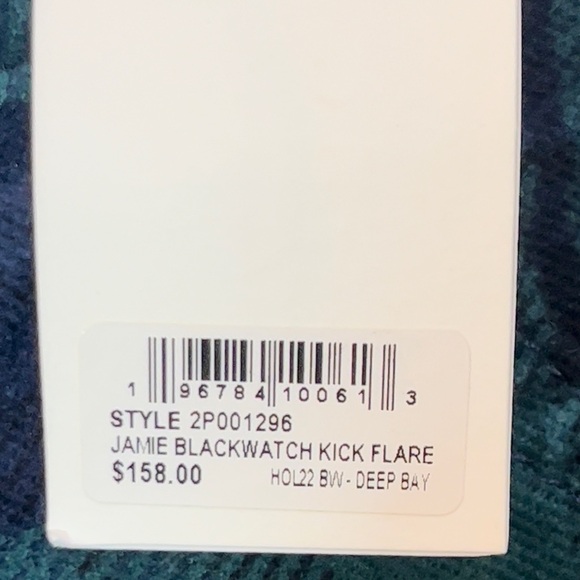 NWT Vineyard Vines Jamie Blackwatch Kick Flare Plaid Velvet Pants Size 29 - Picture 5 of 9